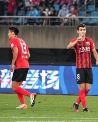 KOK体育平台官方网站-奥斯卡百场爆发用2球献礼 6月海港困难期有他护航