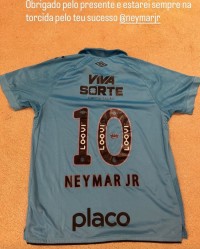 KOK体育平台官方网站-坎塞洛晒内马尔球衣：一代巨星&amp;感谢你的礼物，我会一直为你加油